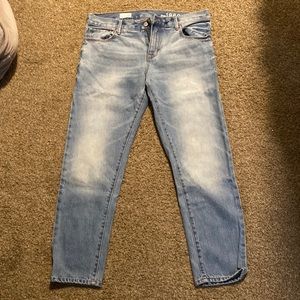 Gap Sexy Boyfriend - 27R Jeans